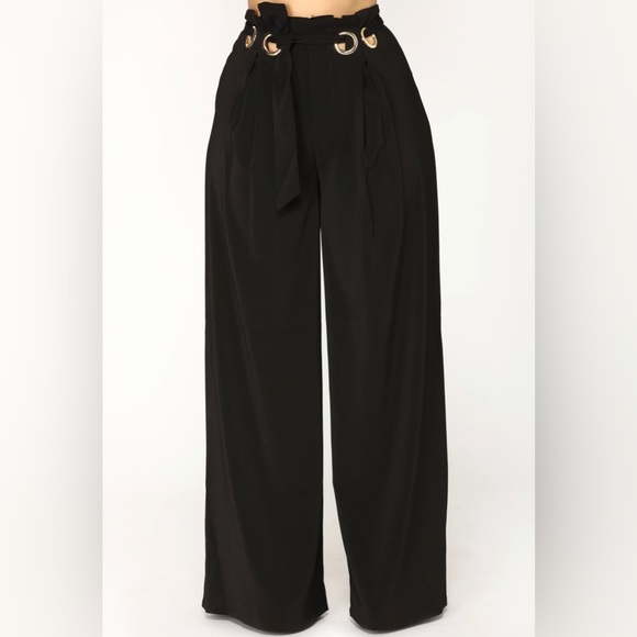 Beautiful pants - Picture 2 of 2